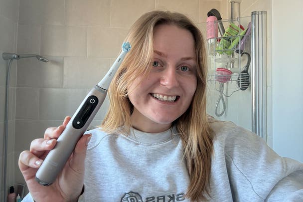 best electric toothbrush indybest review Oral-B iO10